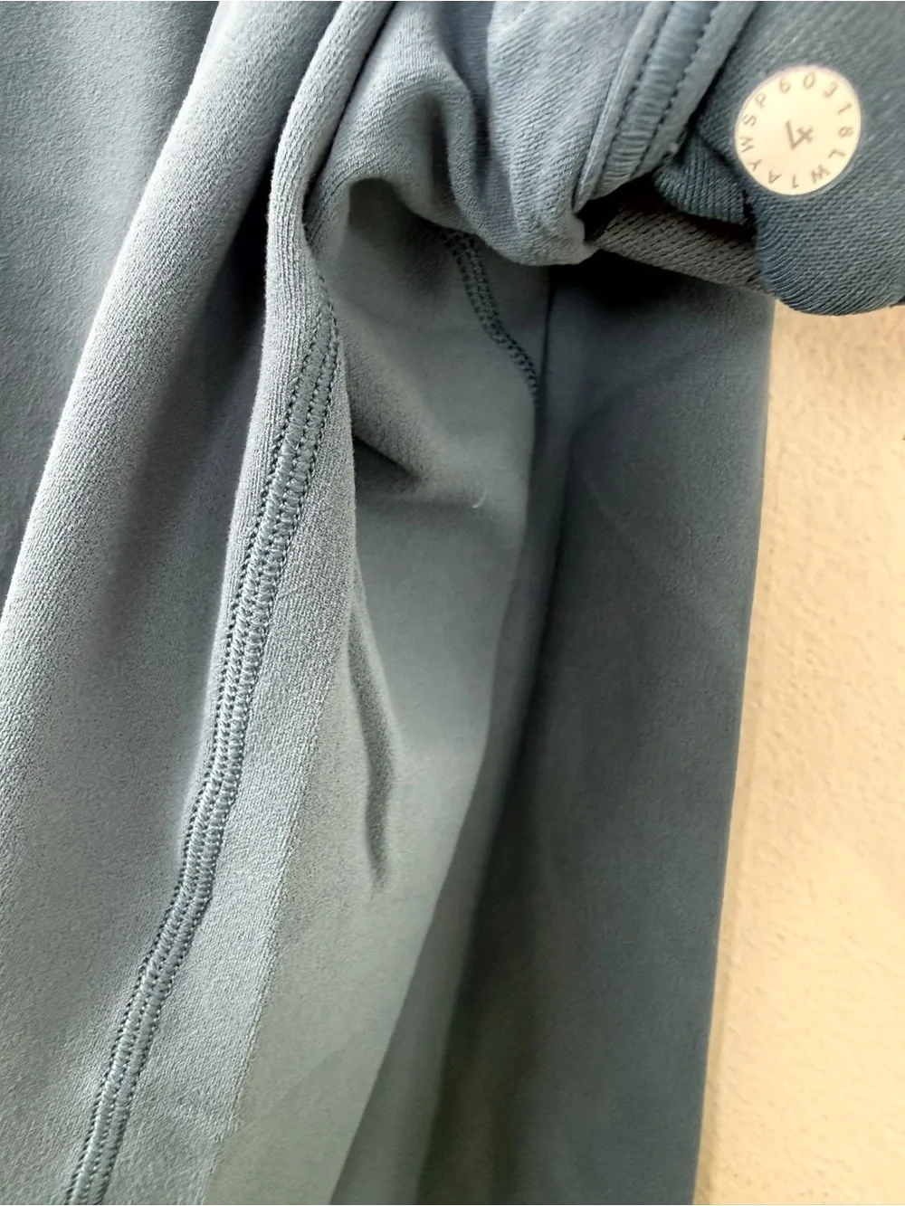Lululemon Free To Be Tank Cascade Blue Nulu Size 4